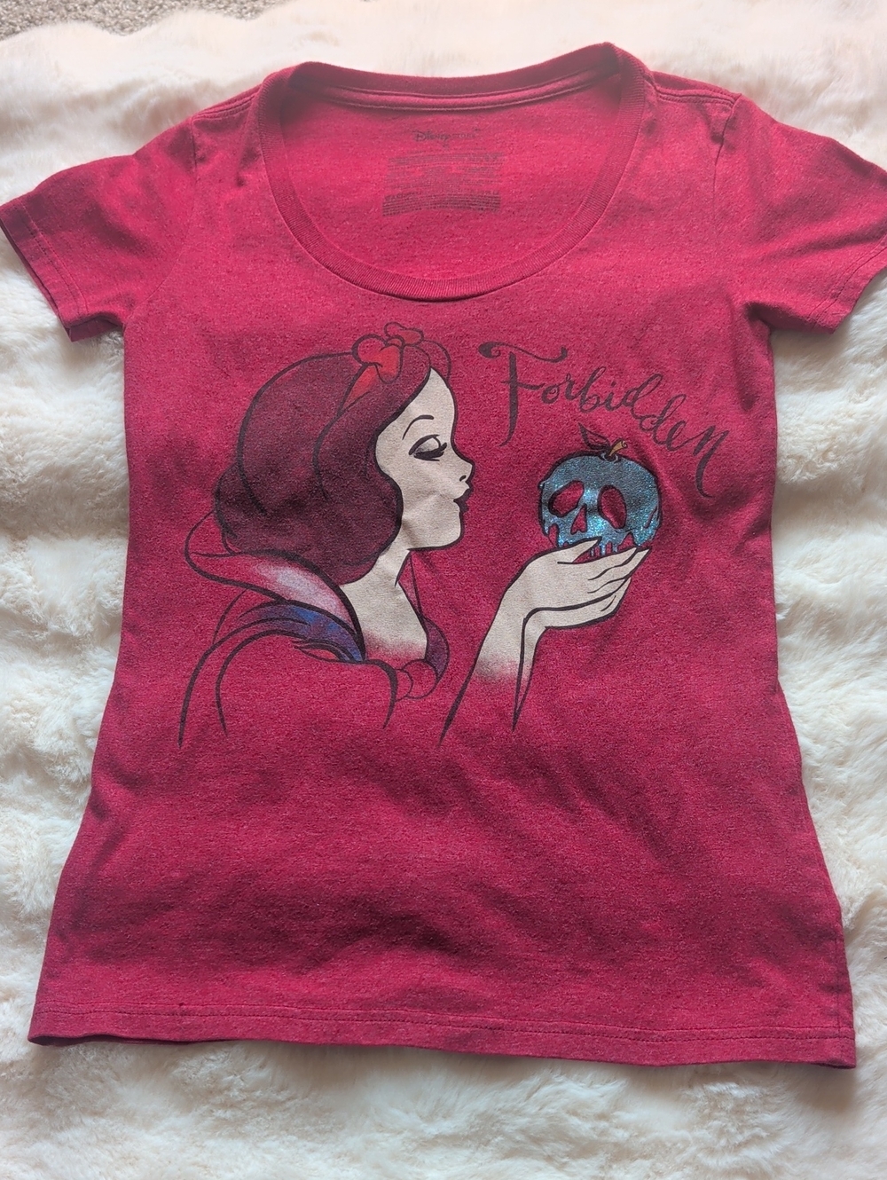 🎉 2 for $20 🎉 Disney Pink Snow White 'Forbidden' Graphic Tee